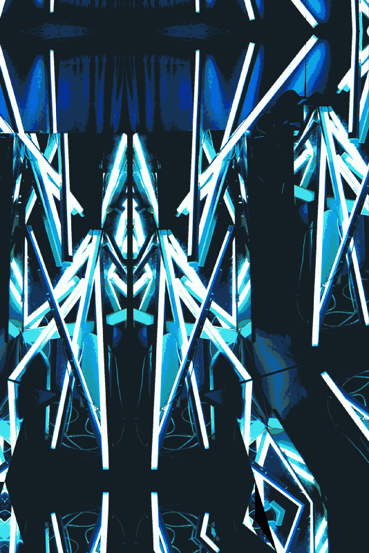 "Streifen im Raum(Derivat)" ©2014 Josi Bennöhr